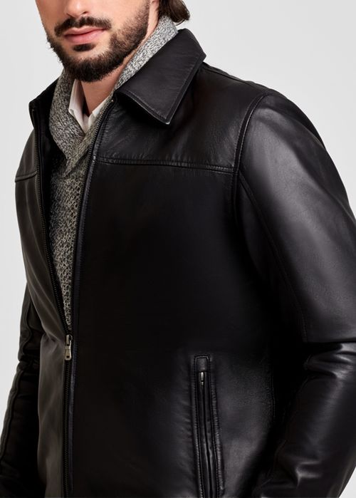 CASACA DE CUERO CON CUELLO CAMISERO