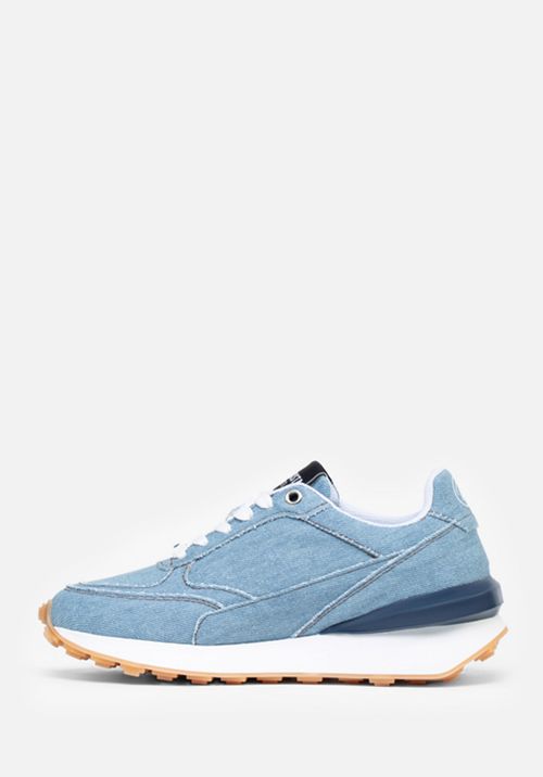 SNEAKERS EN DENIM