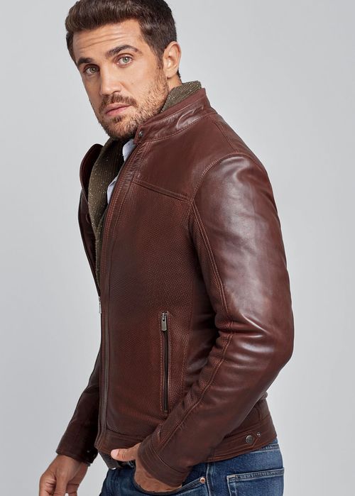 CASACA DE CUERO LISO Y PERFORADO