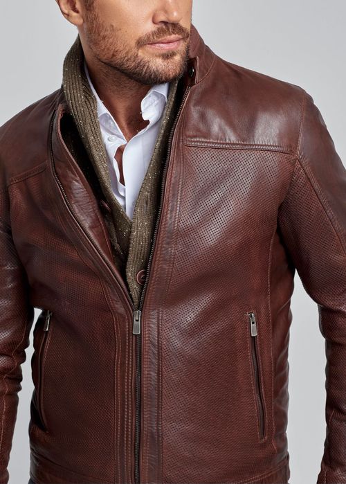 CASACA DE CUERO LISO Y PERFORADO