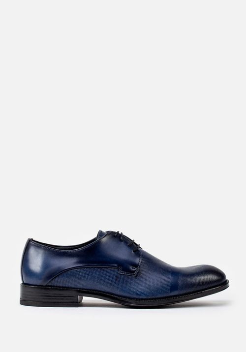 ZAPATOS MODERNOS DE VESTIR EN CUERO LISO Y GRABADO
