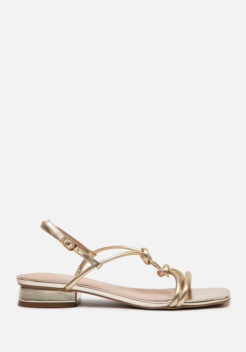 SANDALIAS CHIC STRAPS